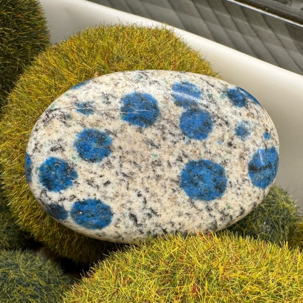 K2 “Blueberry” Palm Stone